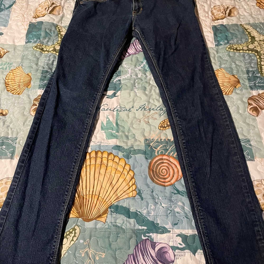 Pair of women’s size 5 low-rise Hollister straight leg jeans